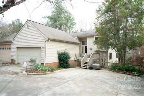 8960 St Croix Lane