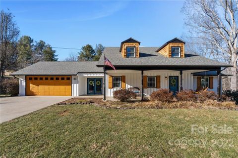 83 Greenbriar Drive sold home in Fairway Hills, Waynesville, NC
