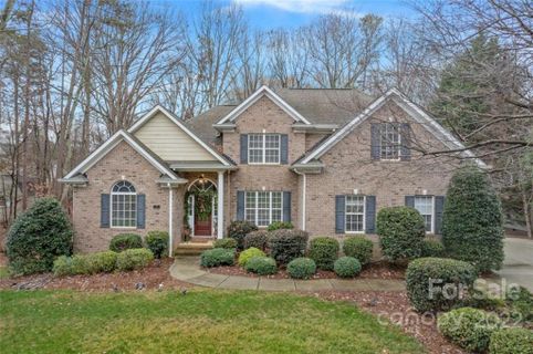 105 Barksdale Lane sold home in Blackberry Creek, Mooresville, NC