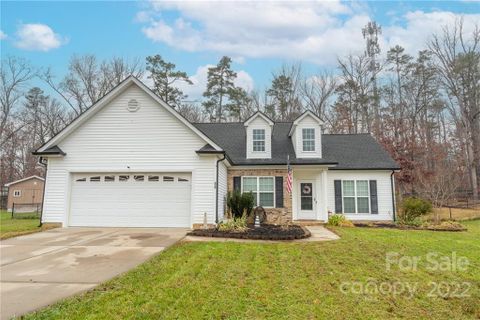 620 Hunley Street sold home in Pine Forest Estates, Monroe, NC