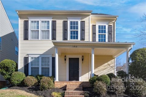 11918 Royal Castle Court