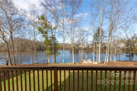 122 Pheasant Ridge Circle sold home in Pheasant Ridge, York, SC