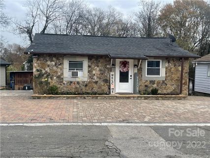 207 Wood Avenue sold home in Jamestown, Kannapolis, NC