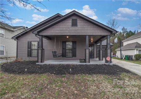 8017 Lauren Kay Court sold home in Rozumny Ridge, Charlotte, NC