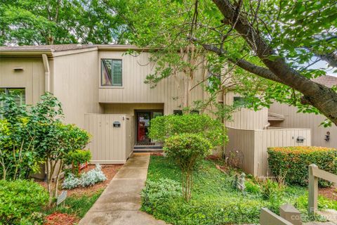 93 Ridgeport Road