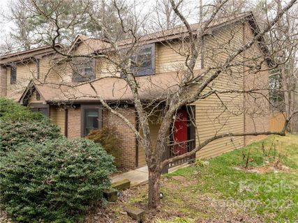 16 Spears Avenue 23 sold home in Oak Terrace, Asheville, NC
