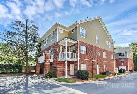 1515 Ranlo Avenue 3
