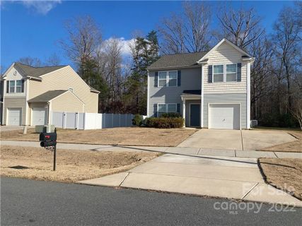 527 Smokehouse Lane pending home in Anderson Ridge, Albemarle, NC