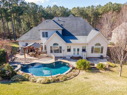 Previously sold for $840,000