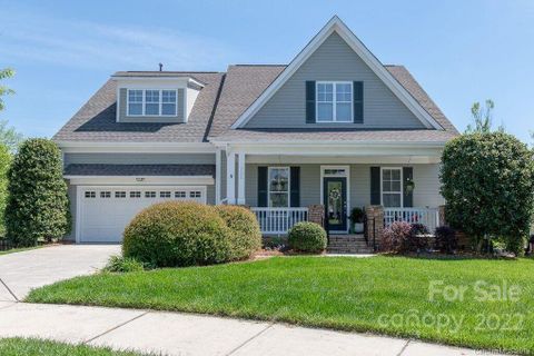 728 Mercer Place