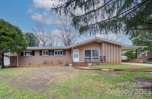 212 Morlan Park Road sold home in Rowan Terrace, Salisbury, NC