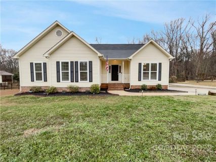 1440 Dove Landing Road sold home in Gray Dove Landing, York, SC