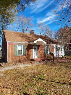 960 Fairmont Avenue sold home in Eaman Park, Salisbury, NC