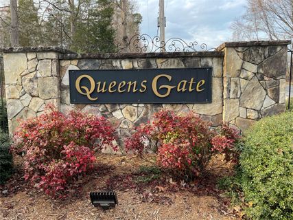 6914 My Ladys Way sold home in Queens Gate, Waxhaw, NC