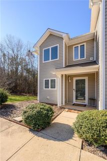 3249 White Oak Court sold home in White Oak Manor, Claremont, NC