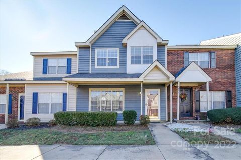 3835 Mosscroft Lane