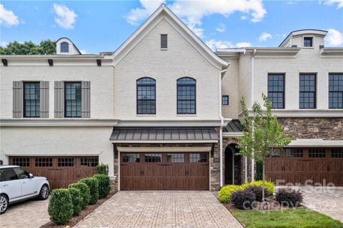 5022 Vernet Lane sold home in Avignon at Southpark, Charlotte, NC