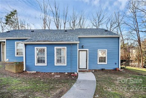 6544 Point Comfort Lane