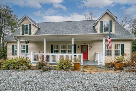 10 Eagle Drive sold home in Gilliam Woods, Hendersonville, NC