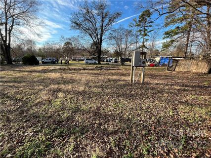 7200 Bondhaven Drive 105 sold home in Lamplighter Village, Charlotte, NC