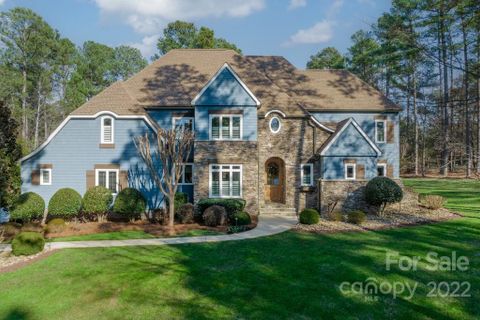 104 Maddaket Loop