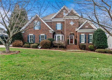 125 Hunters Hill Drive