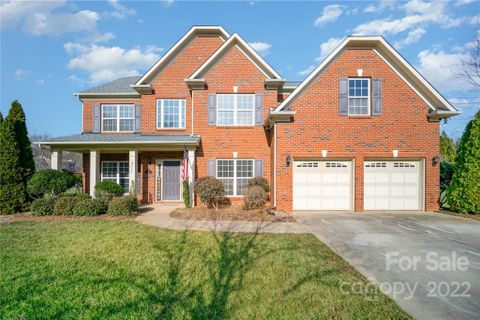 2111 Willowcrest Drive
