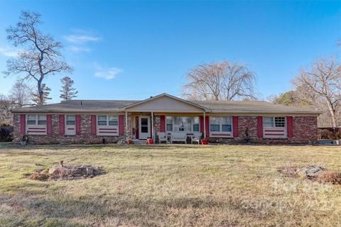 104 Balsam Road