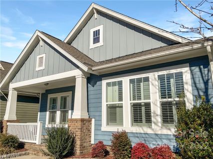 4237 Courtly Lane