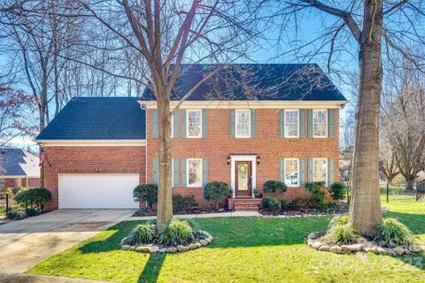 438 Shadydale Court sold home in Beacon Knoll, Fort Mill, SC