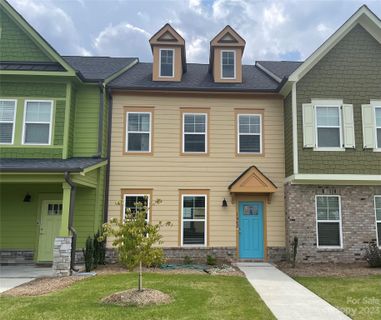 1042 Riverwalk Parkway