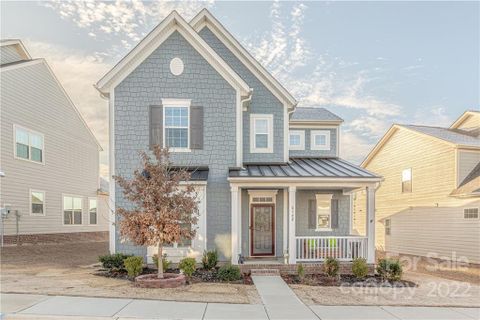 6142 Cloverdale Drive