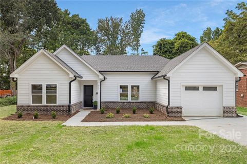 611 W Craighead Road sold home in Shady Glen, Charlotte, NC