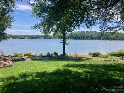 280 Topsail Road