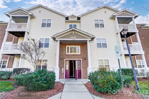 11250 Hyde Pointe Court