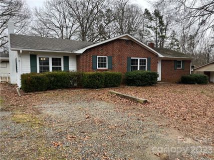 1943 Junction Road 16 sold home in Erwin Mills, Mocksville, NC