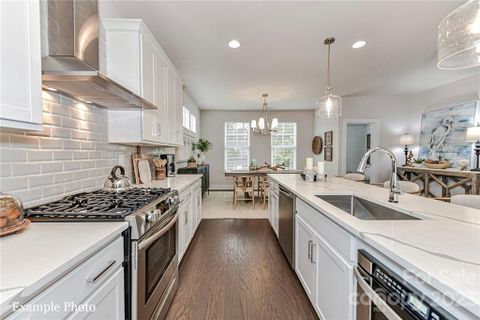 368 Armour Street 37