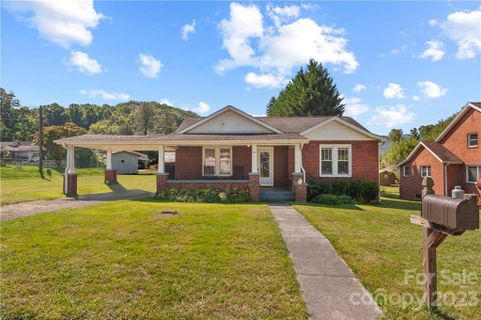 33 Carolina Avenue sold home in Grimball Park, Waynesville, NC