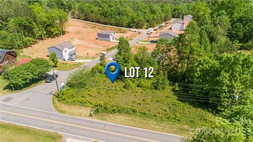 1908 Country Way sold home in Country Place, Hickory, NC