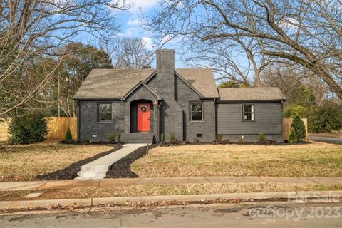 2837 Dogwood Avenue