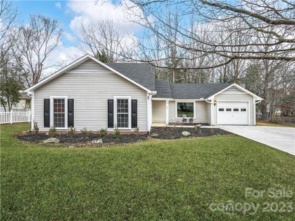 33 Southchase Drive