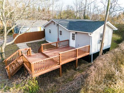 4 Crest Avenue 9 & 10 sold home in Lincoln Park Extension, Asheville, NC