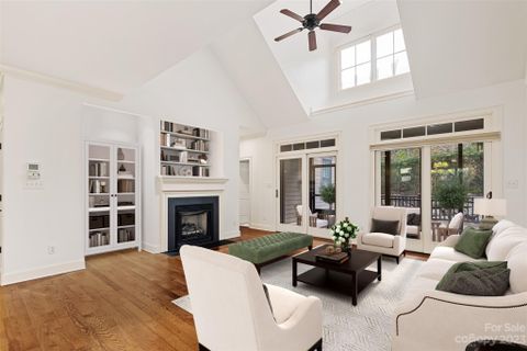 4 Meadow Vista Court