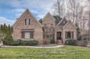 1509 Elmsford Lane sold home in Matthews, SC