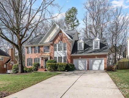 5733 Painted Fern Court sold home in Brookstone, Charlotte, NC