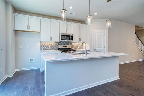513 Madison Falls Court
