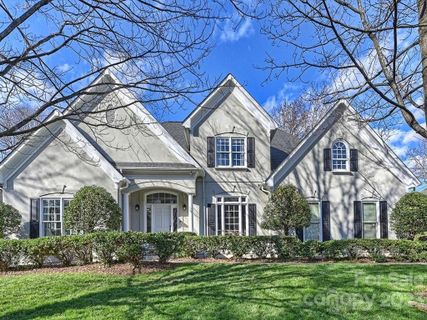 701 Queen Charlottes Court