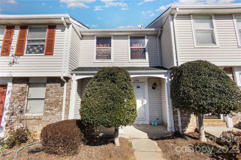 196 Water Oak Drive sold home in Park Lake, Pineville, NC