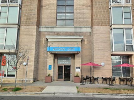 710 Trade Street 320 sold home in Gateway Lofts, Charlotte, NC