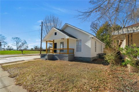 1201 Fairmont Street sold home in Oaklawn, Charlotte, NC
